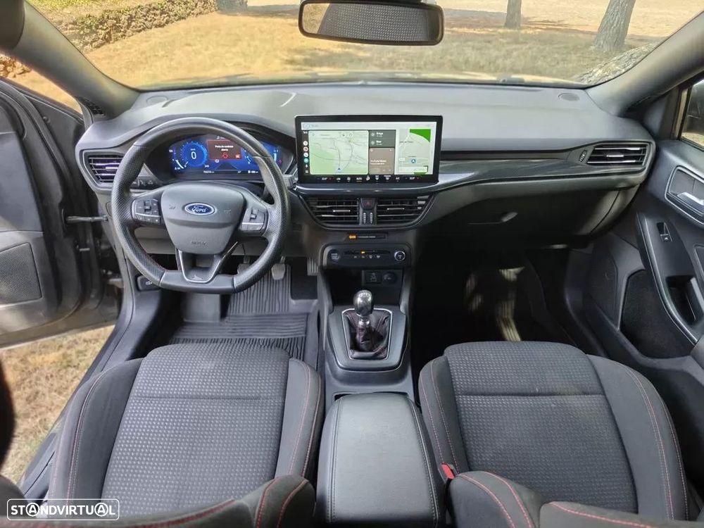 Ford Focus 1.0 EcoBoost MHEV ST-Line - 22