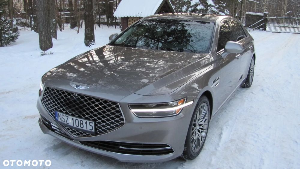 Genesis G90 - 3