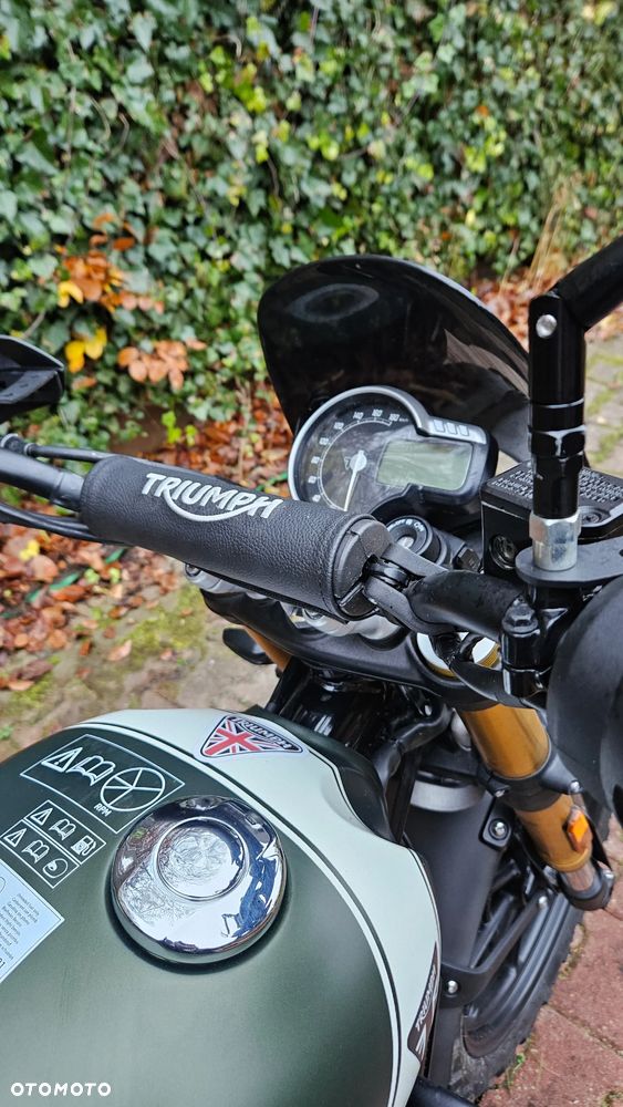 Triumph Scrambler - 8
