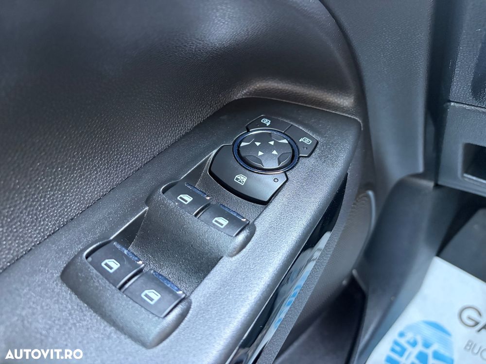 Ford EcoSport 1.0 EcoBoost Titanium - 17