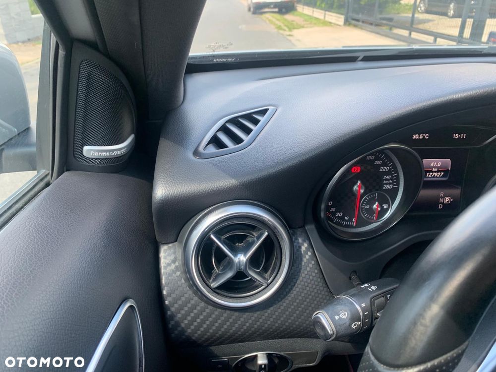Mercedes-Benz Klasa A 180 CDI 7G-DCT AMG Line - 24