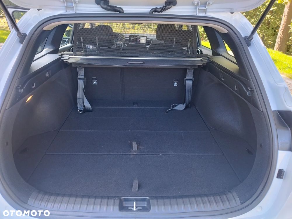 Kia Ceed 1.5 T-GDI DCT7 OPF Vision - 32