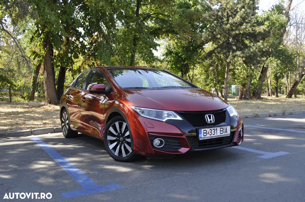 Honda Civic 1.8 i-VTEC MT Elegance - 1