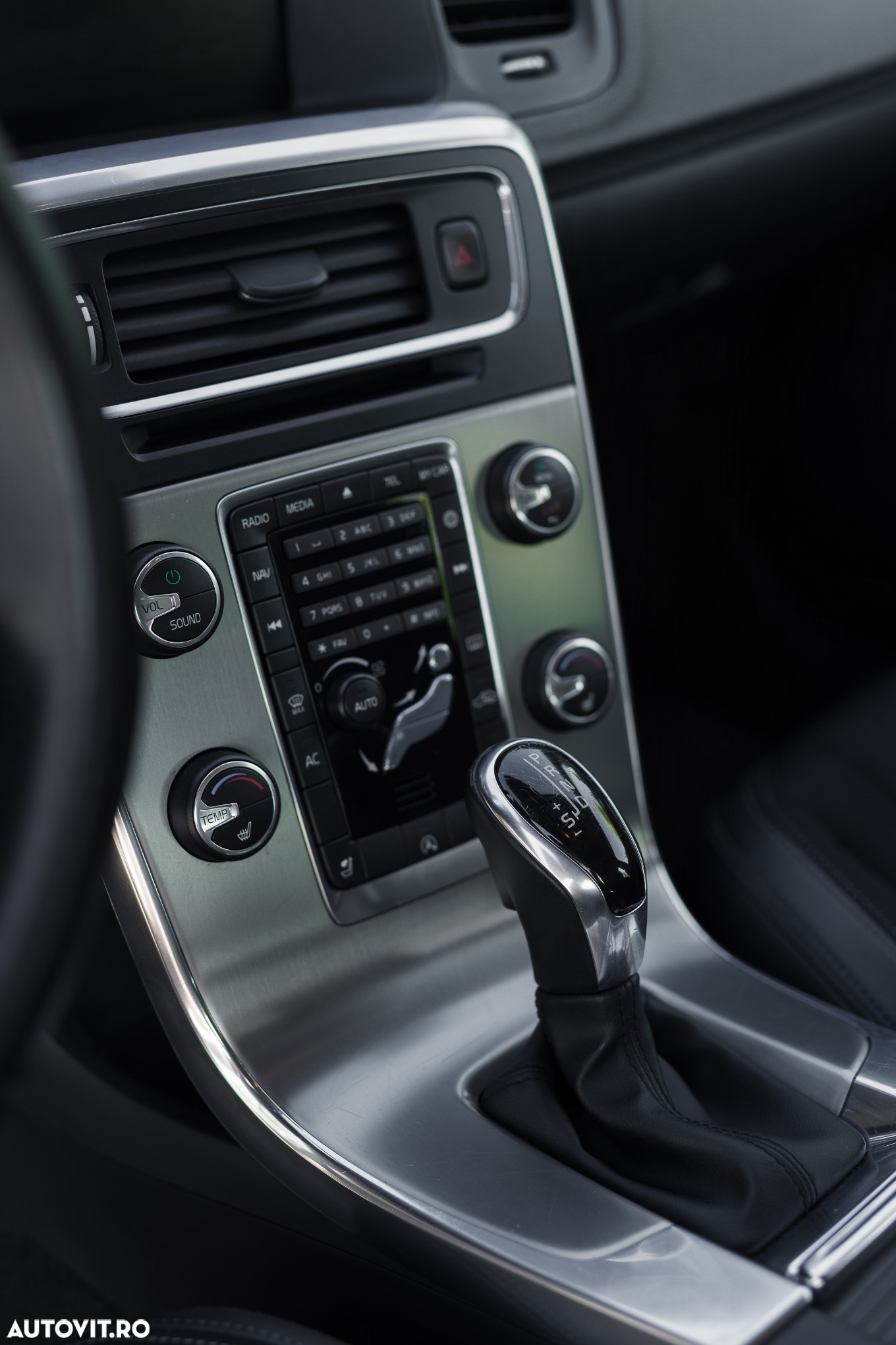 Volvo V60 D3 Geartronic - 19