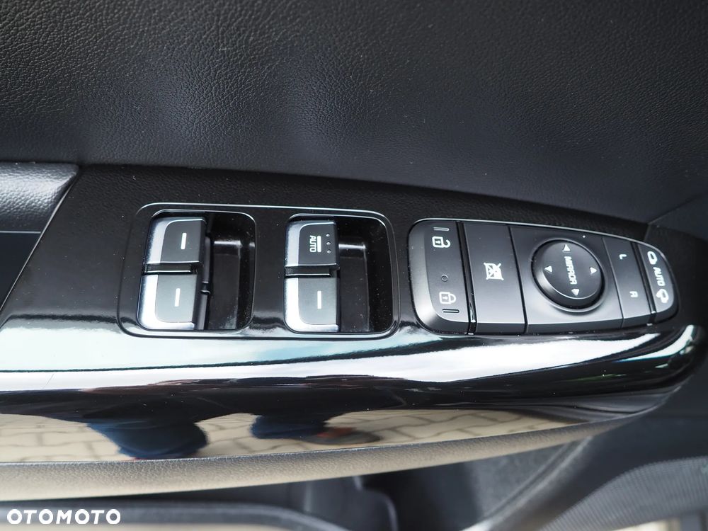 Kia Sportage 1.6 GDI L Business Line Plus 2WD - 25