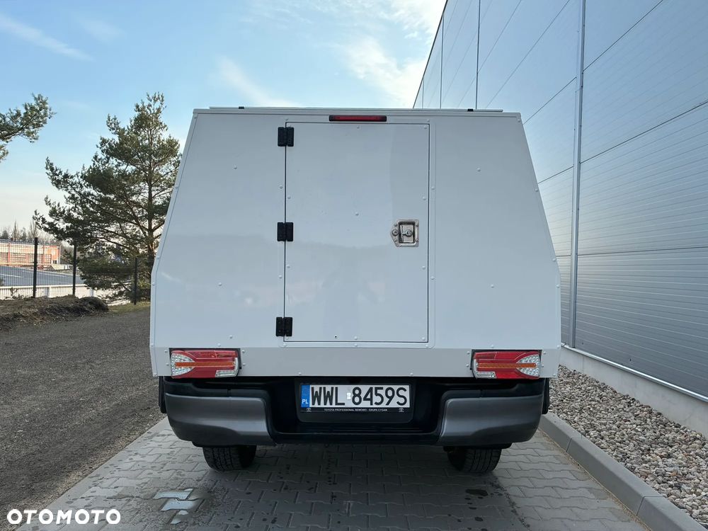 Toyota Hilux 2.4 D-4D Single Cab DLX 4x4 - 5