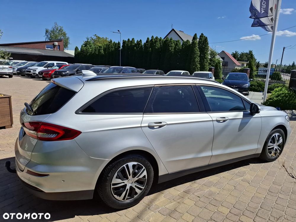 Ford Mondeo - 7