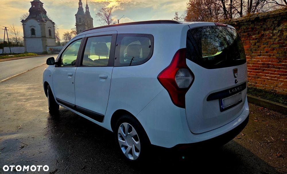 Dacia Lodgy 1.6 SCe Ambiance S&S - 4
