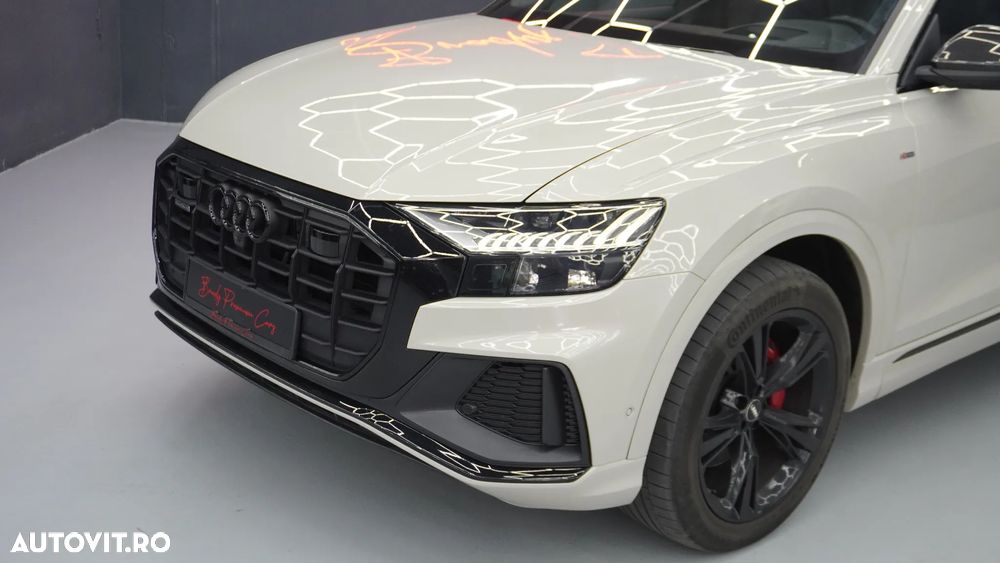 Audi Q8 50 TDI quattro Tiptronic - 32