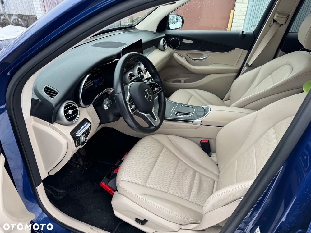 Mercedes-Benz GLC 220 d 4-Matic - 9
