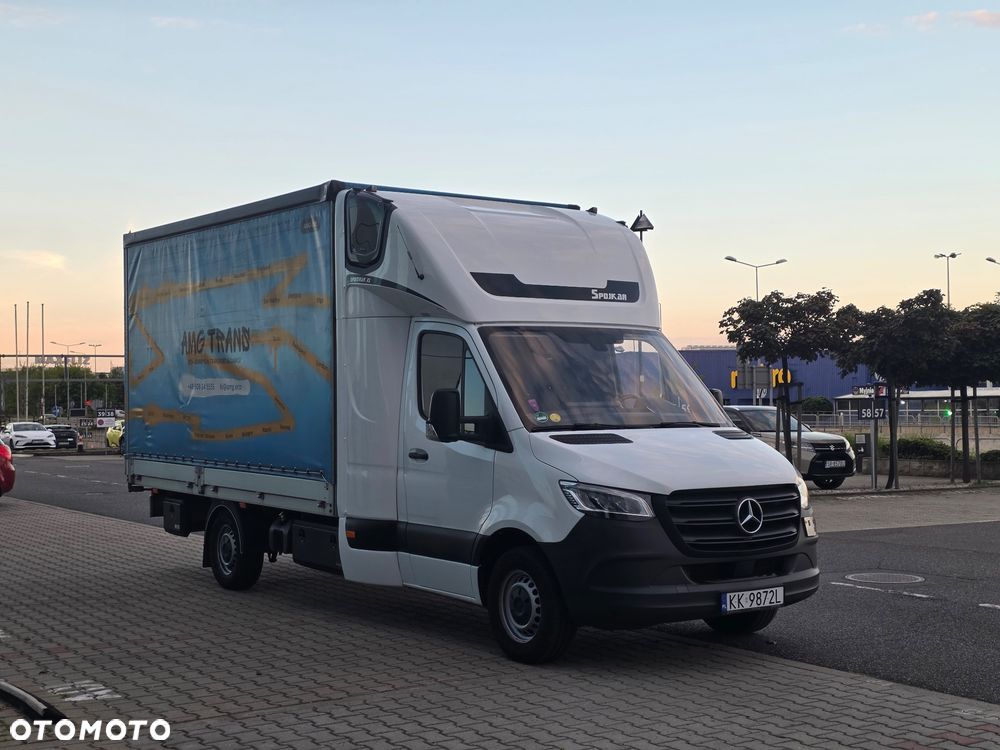 Mercedes-Benz Sprinter - 2