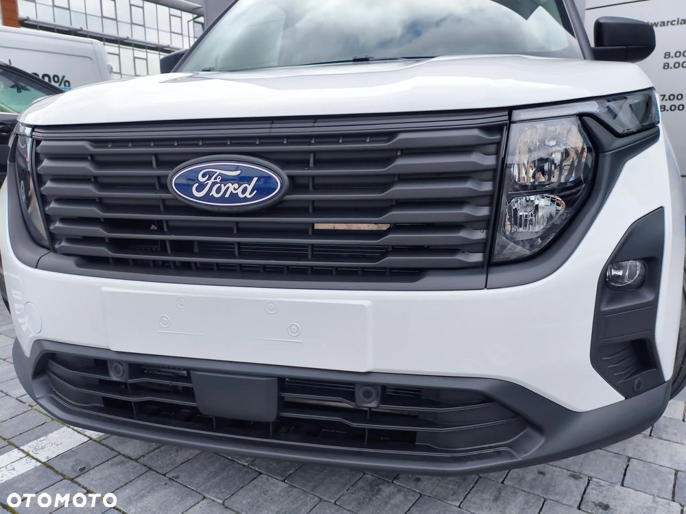 Ford Transit Courier Trend - 30