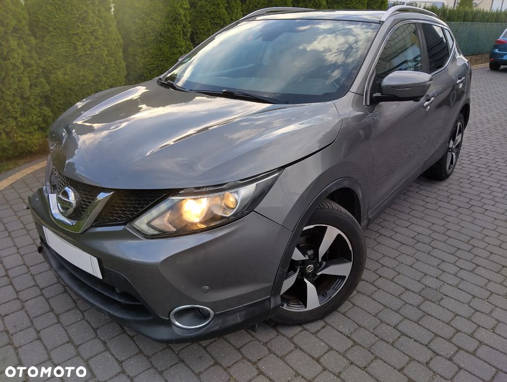 Nissan Qashqai 1.6 DCi Xtronic TEKNA - 1