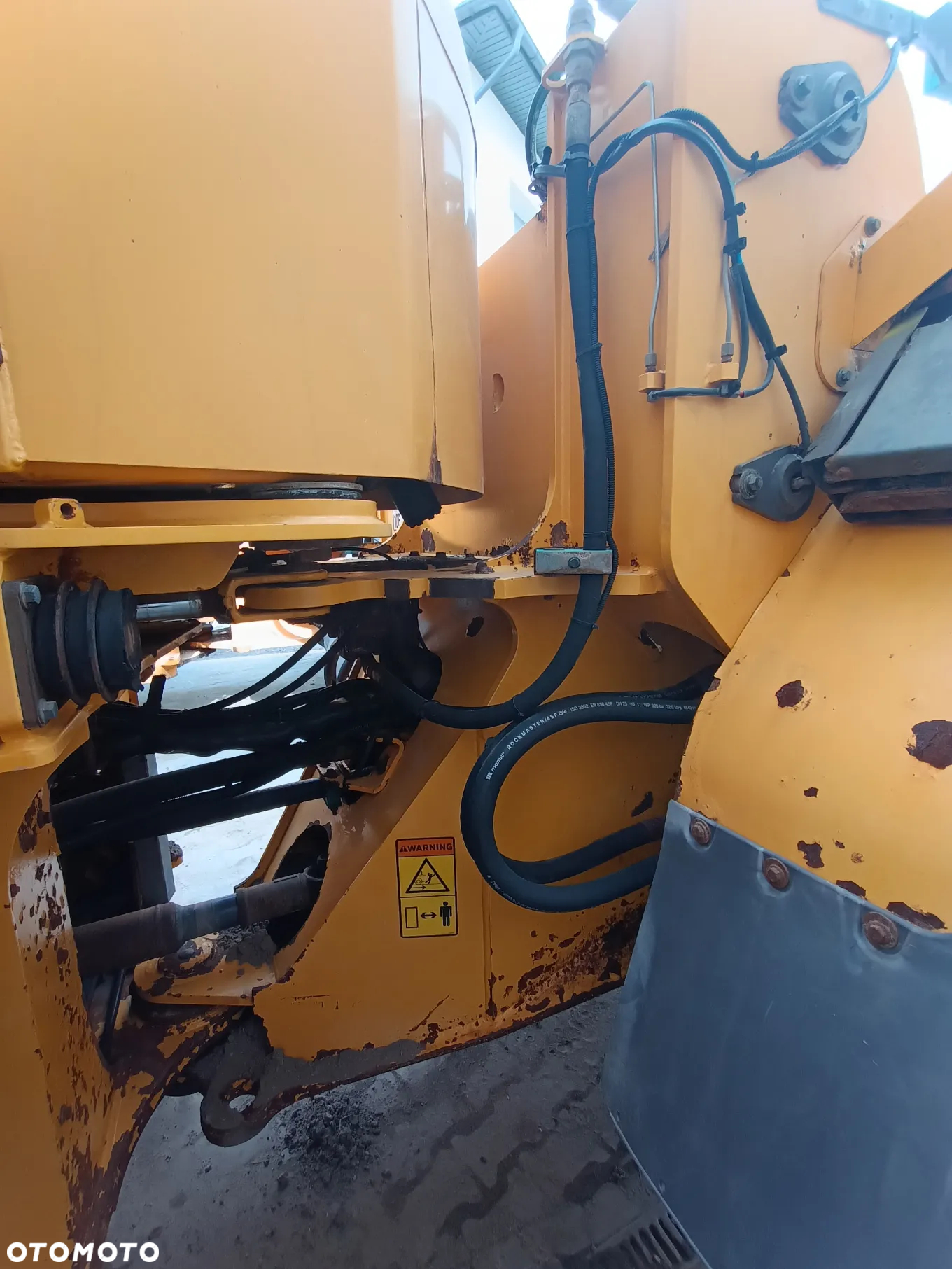 Volvo L120E - 15