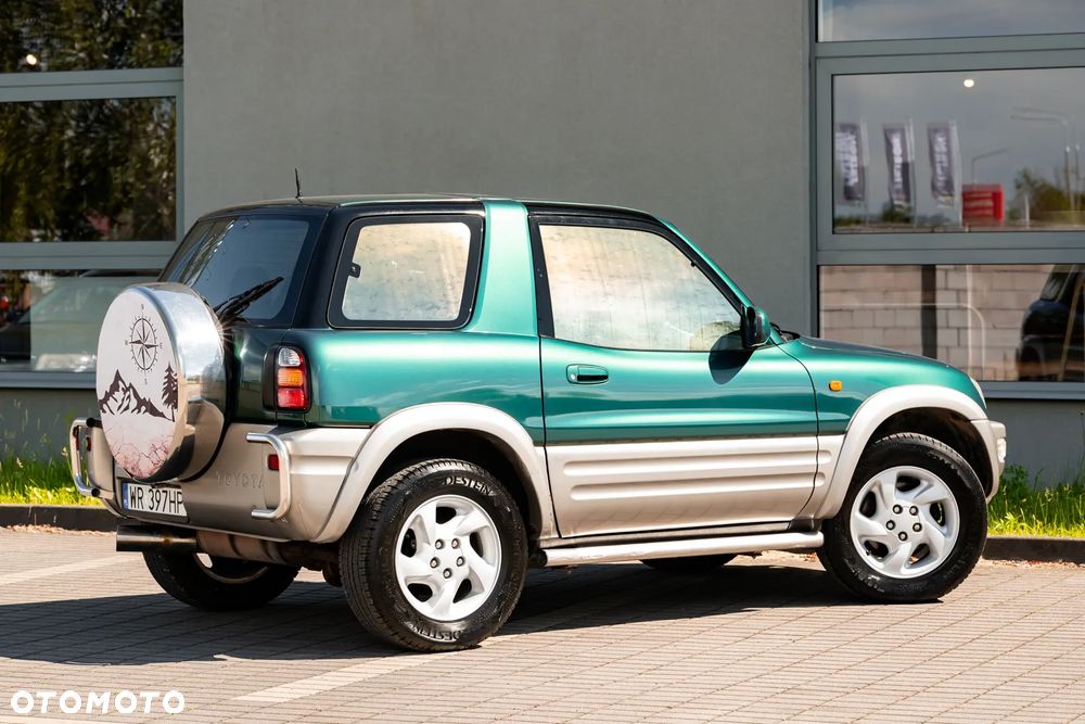 Toyota RAV4 2.0 Special - 10