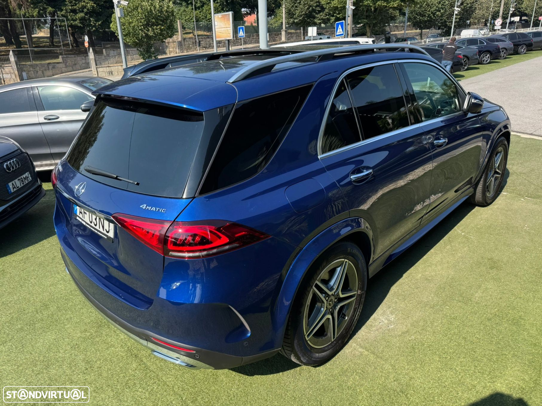 Mercedes-Benz GLE 300 d 4Matic - 13