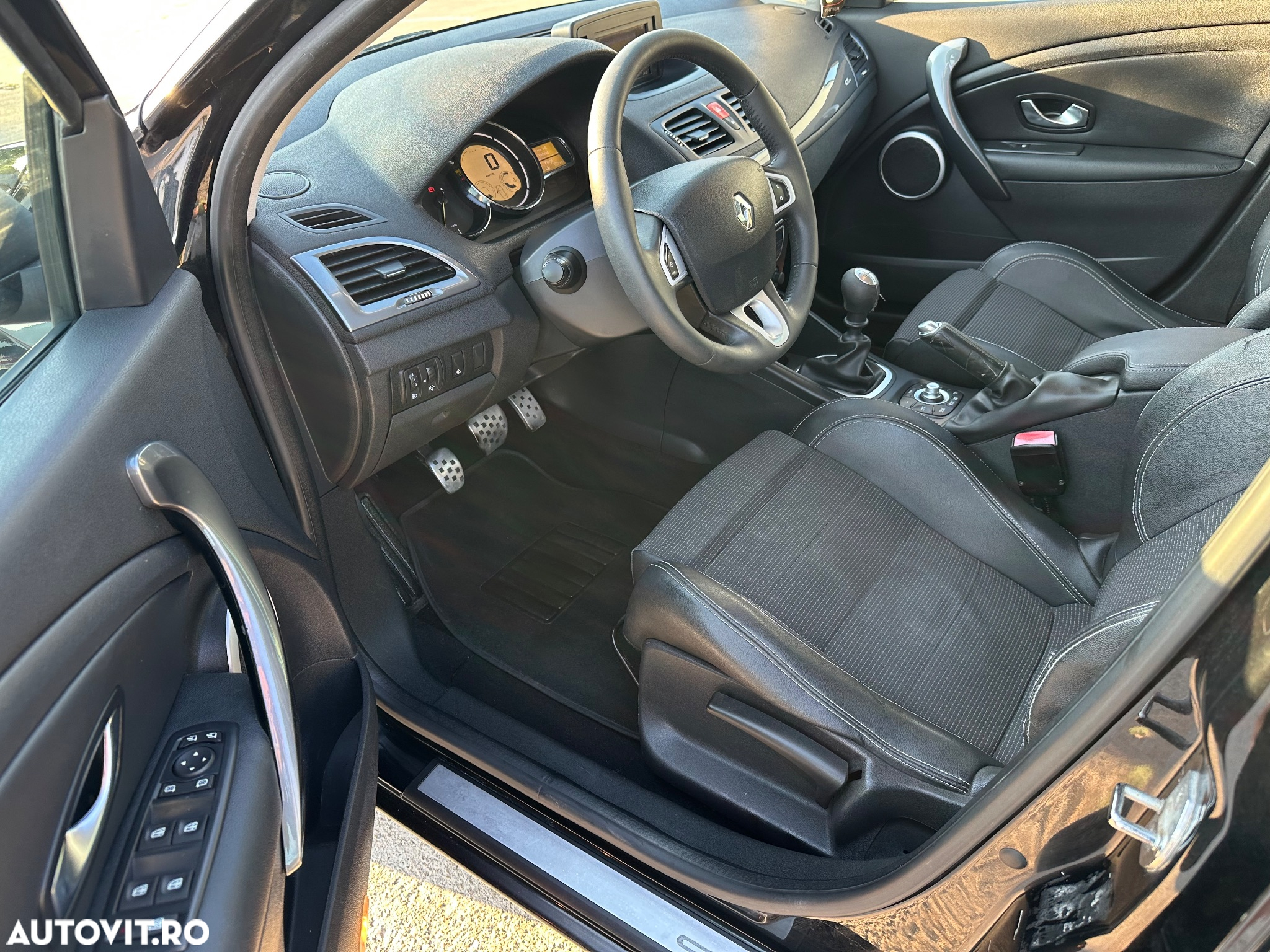 Renault Megane ENERGY dCi 110 GT LINE - 7
