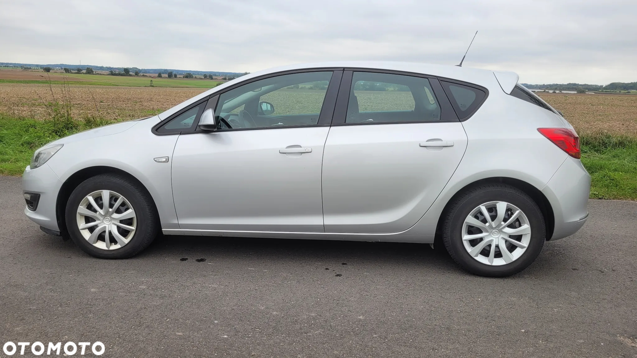 Opel Astra IV 1.4 T Active - 10