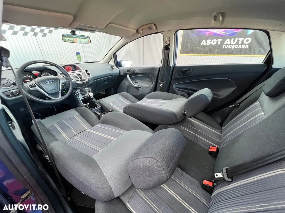 Ford Fiesta - 14