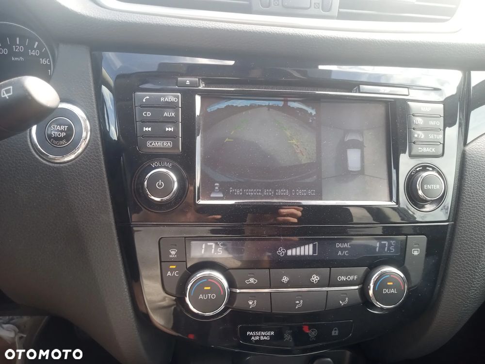 Nissan Qashqai 1.2 DIG-T N-Vision - 19