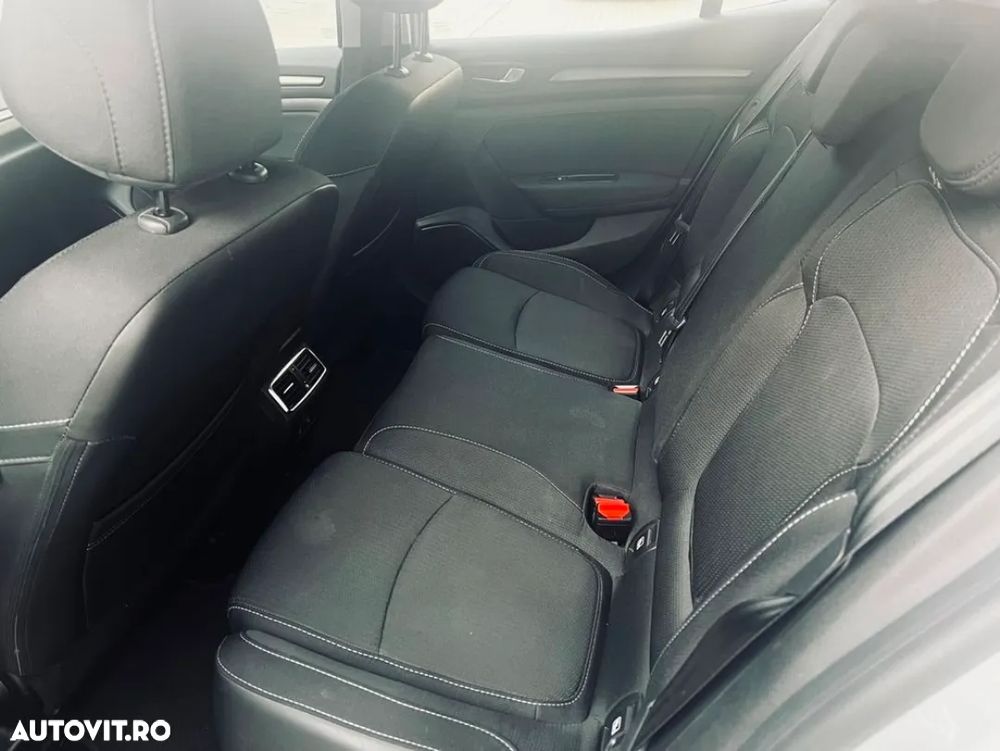 Renault Megane BLUE dCi 115 EDC EQUILIBRE - 11