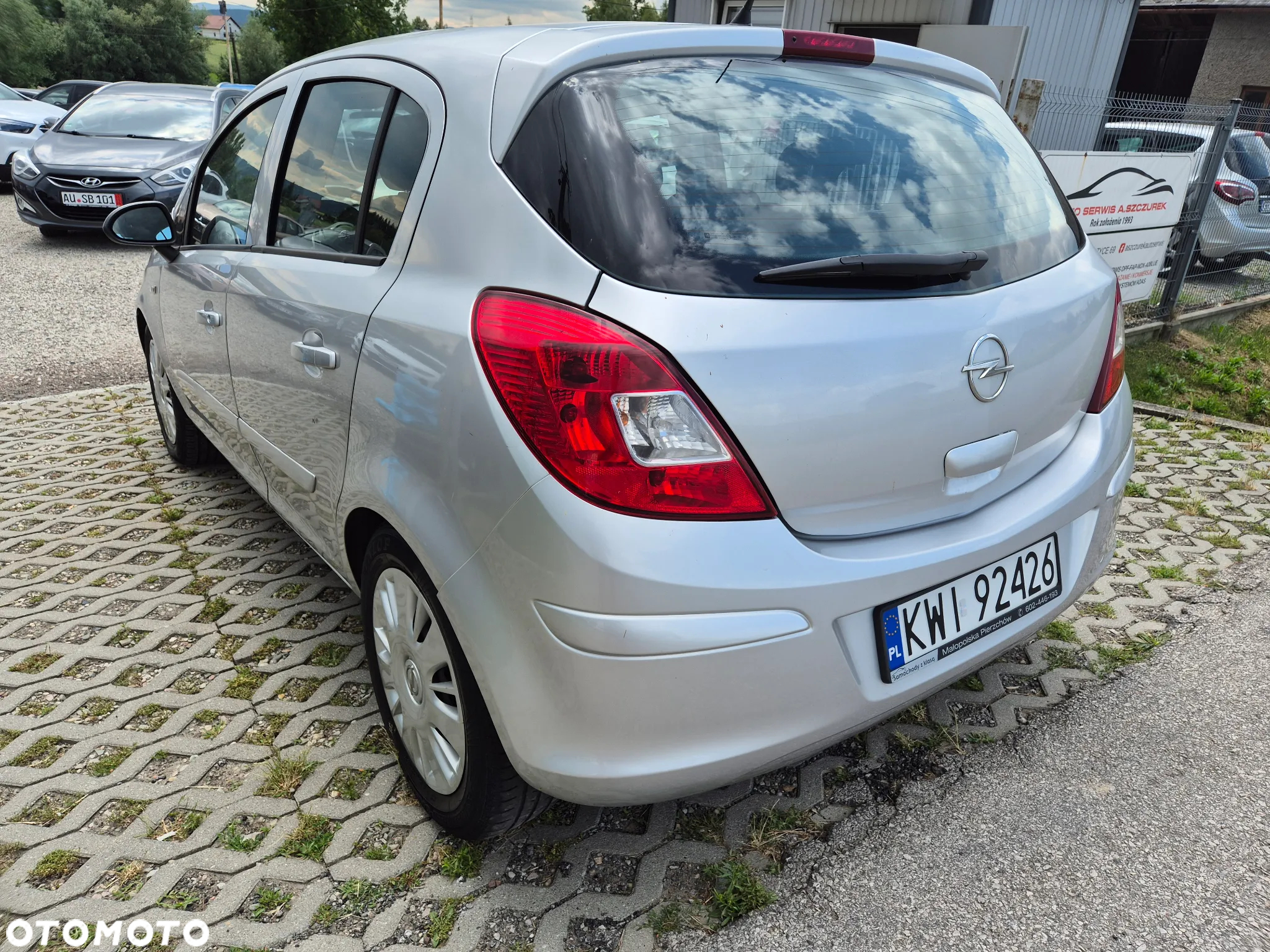 Opel Corsa 1.2 16V Cosmo - 5