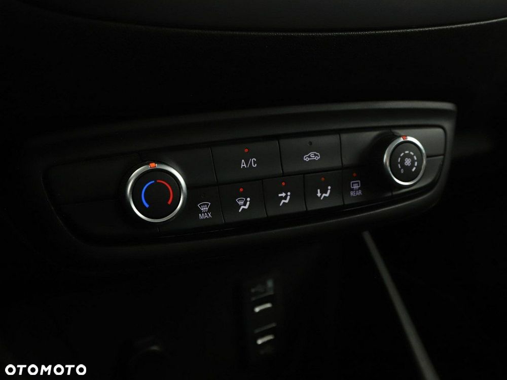 Opel Crossland X 1.2 T Edition S&S - 28