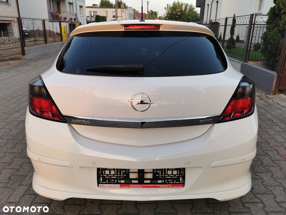 Opel Astra 1.6 Black&White - 2