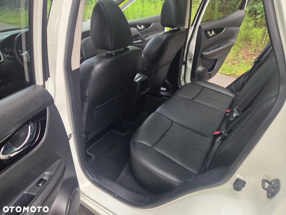 Nissan Qashqai 1.6 DIG-T 360 - 17