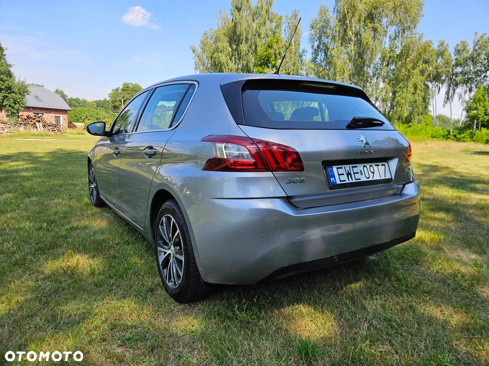 Peugeot 308 1.2 PureTech Active S&S EAT6 - 5