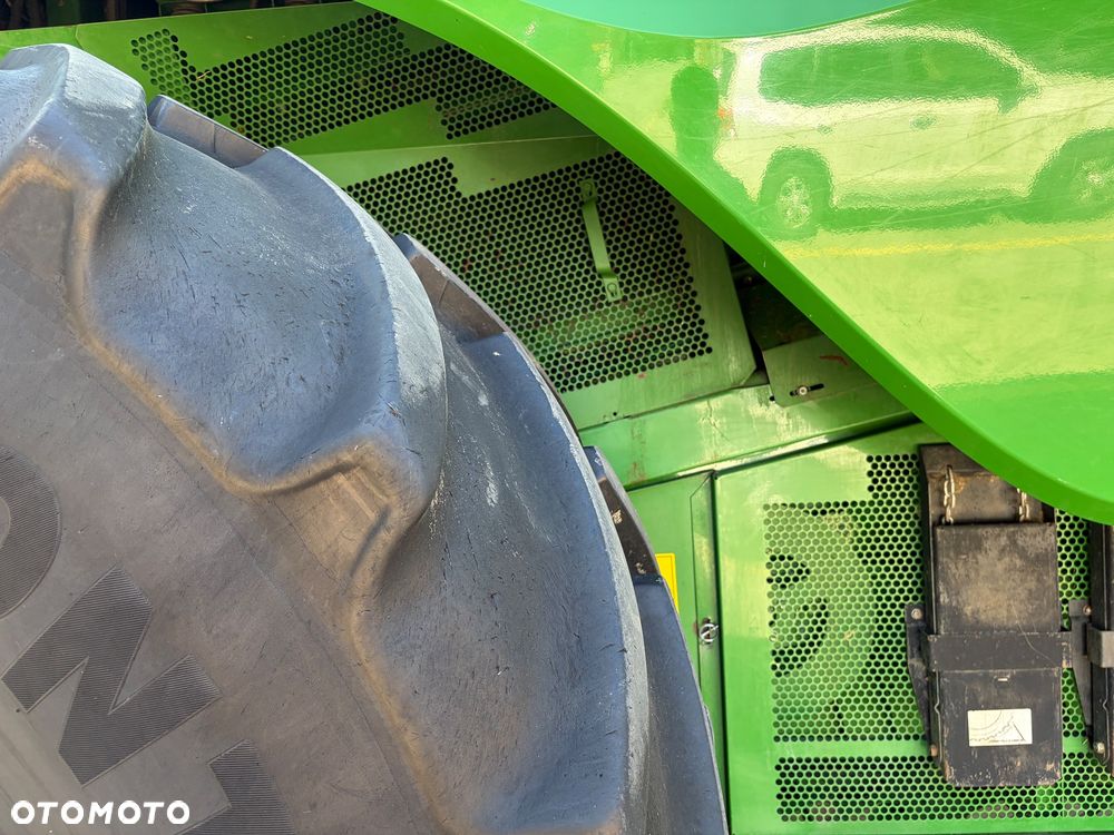 John Deere S680i - 14