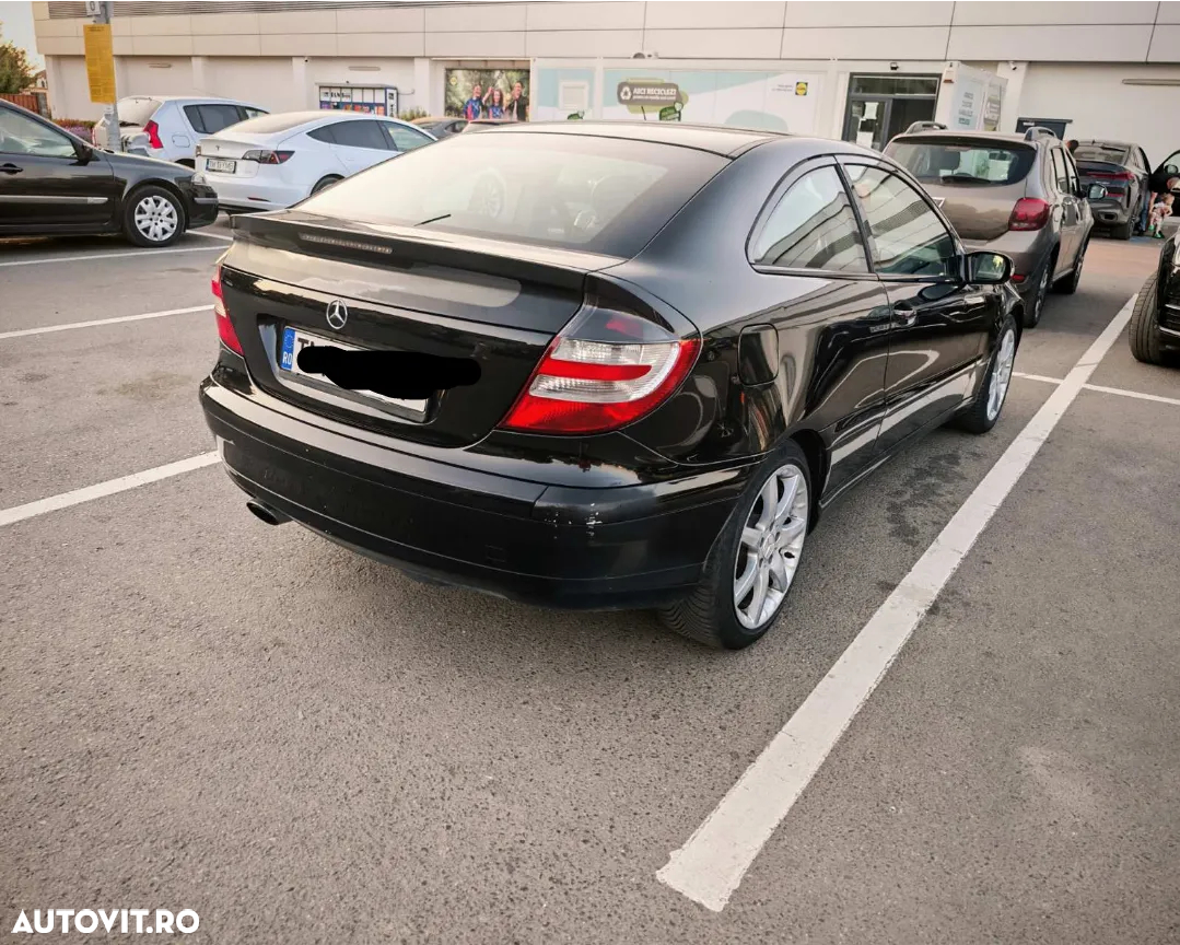 Mercedes-Benz C - 4