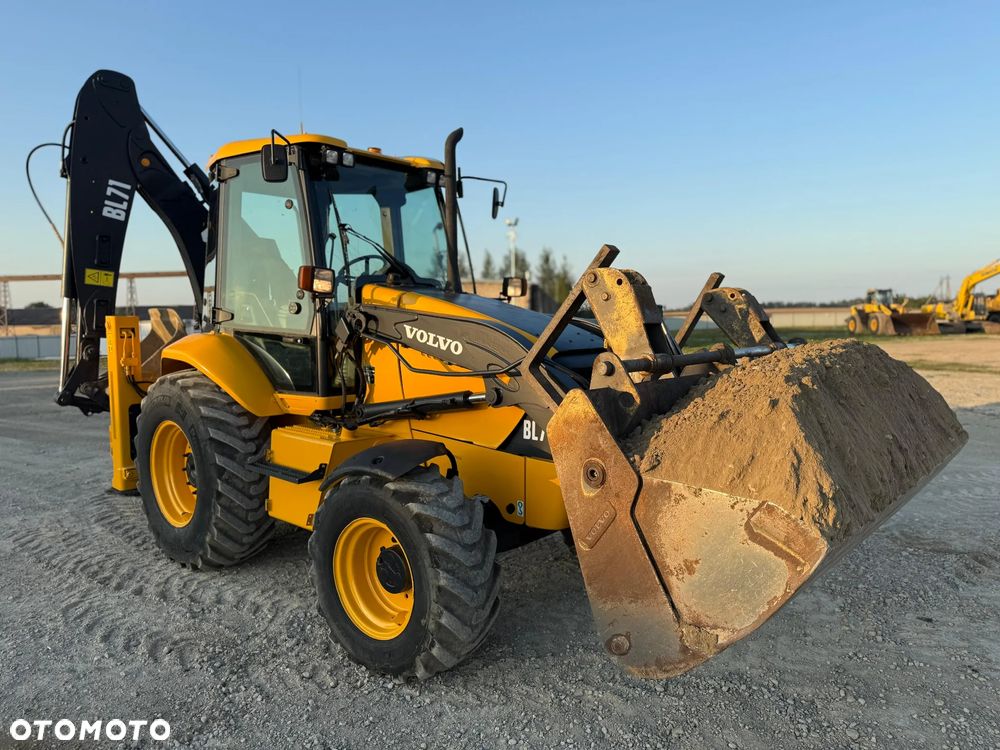 Volvo BL71
