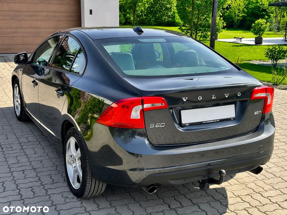Volvo S60 - 2