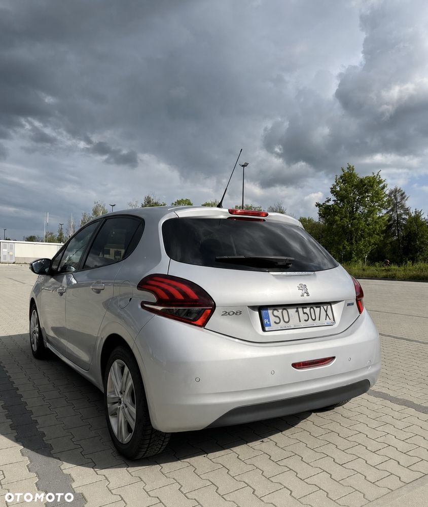 Peugeot 208 1.2 PureTech Style - 5