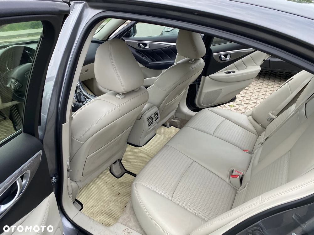 Infiniti Q50 Q50S Hybrid Sport AWD - 3