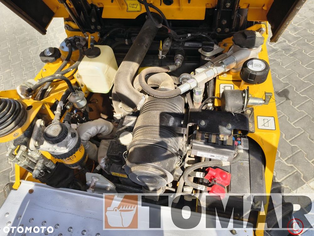 JCB 1T 2021r - 17