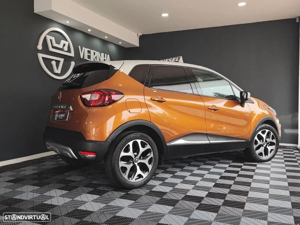 Renault Captur 1.5 dCi Exclusive EDC - 11