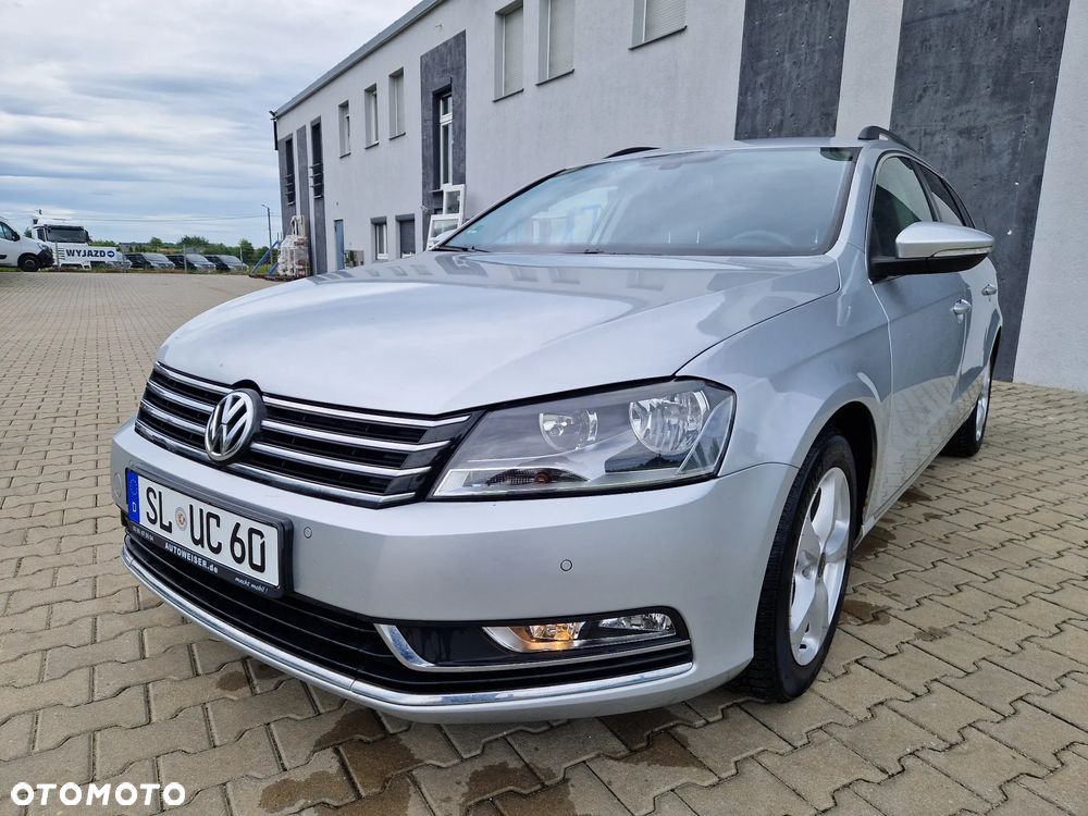 Volkswagen Passat 2.0 TDI Trendline DSG - 1