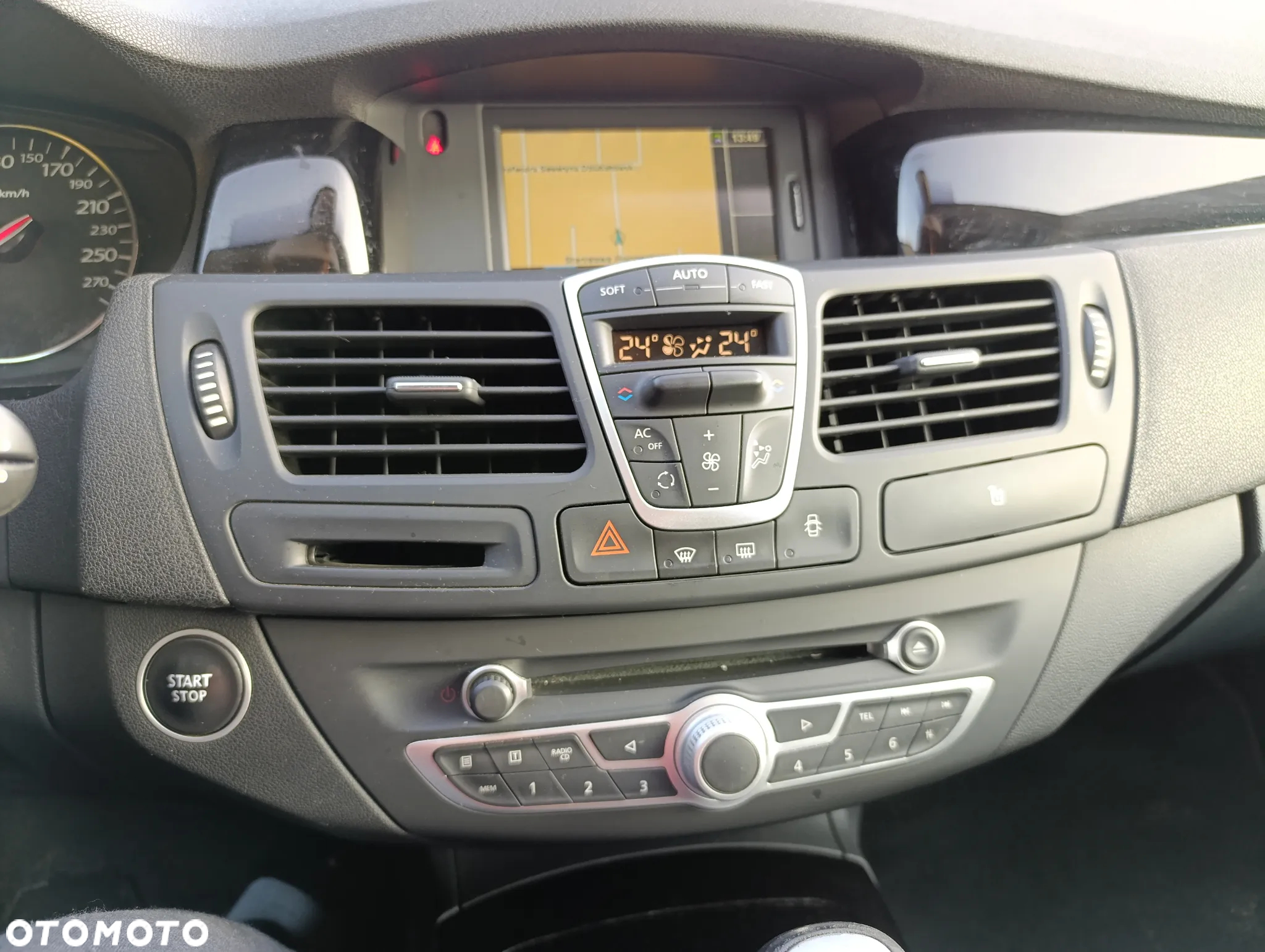 Renault Laguna 2.0 T Bose Edition - 14