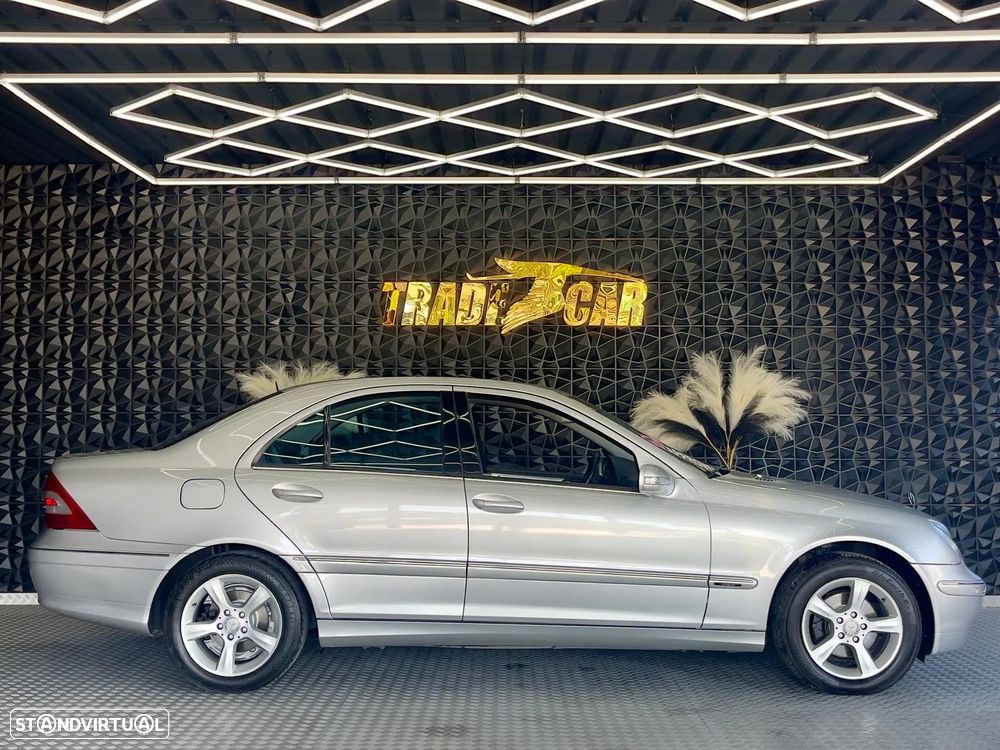 Mercedes-Benz C 220 CDI Avantgarde Aut. - 24