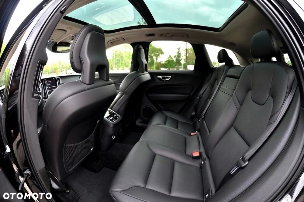 Volvo XC 60 D4 AWD Inscription - 28