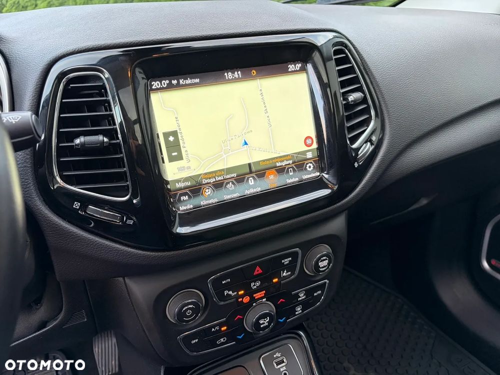 Jeep Compass - 14