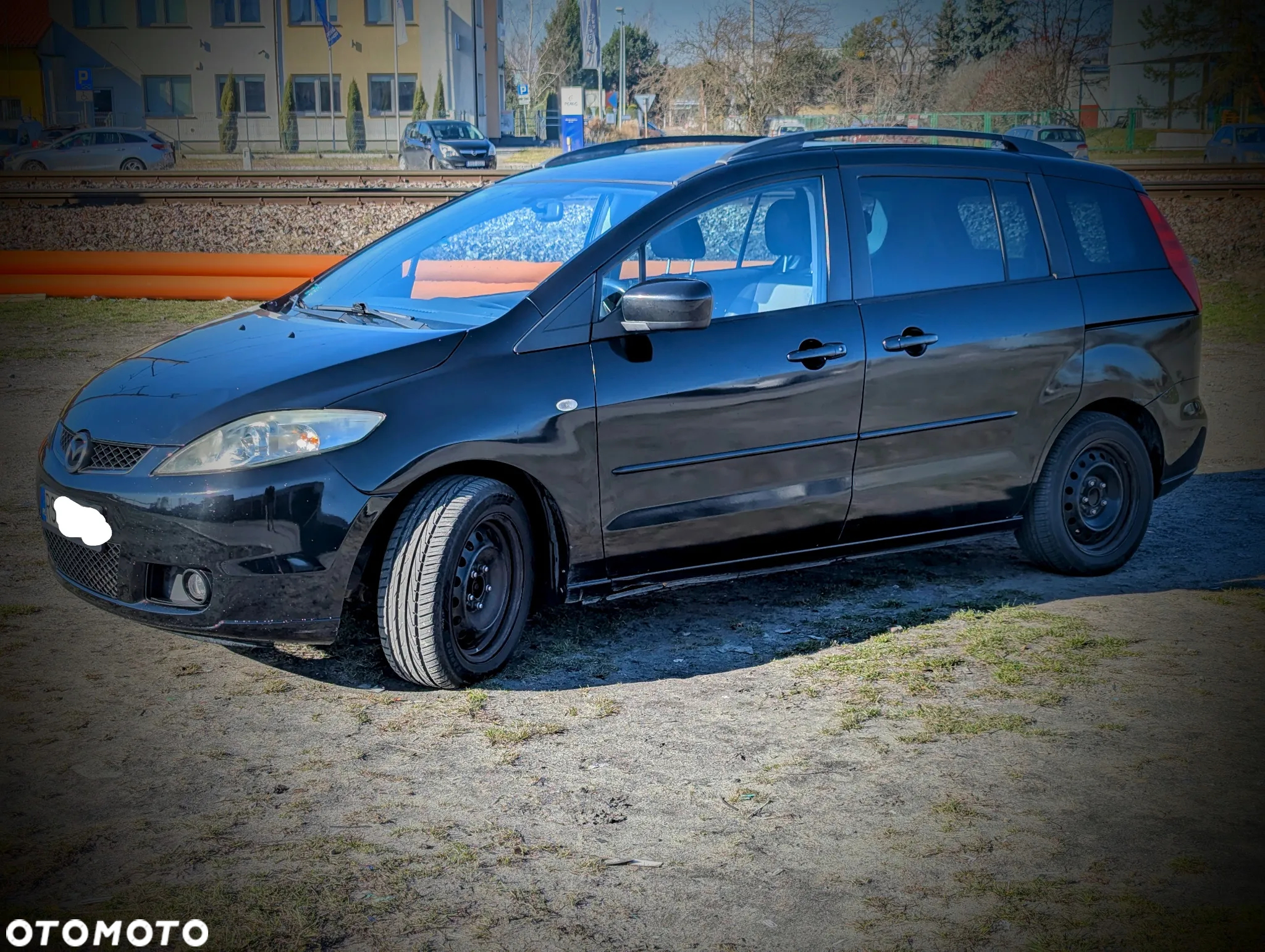 Mazda 5 - 6