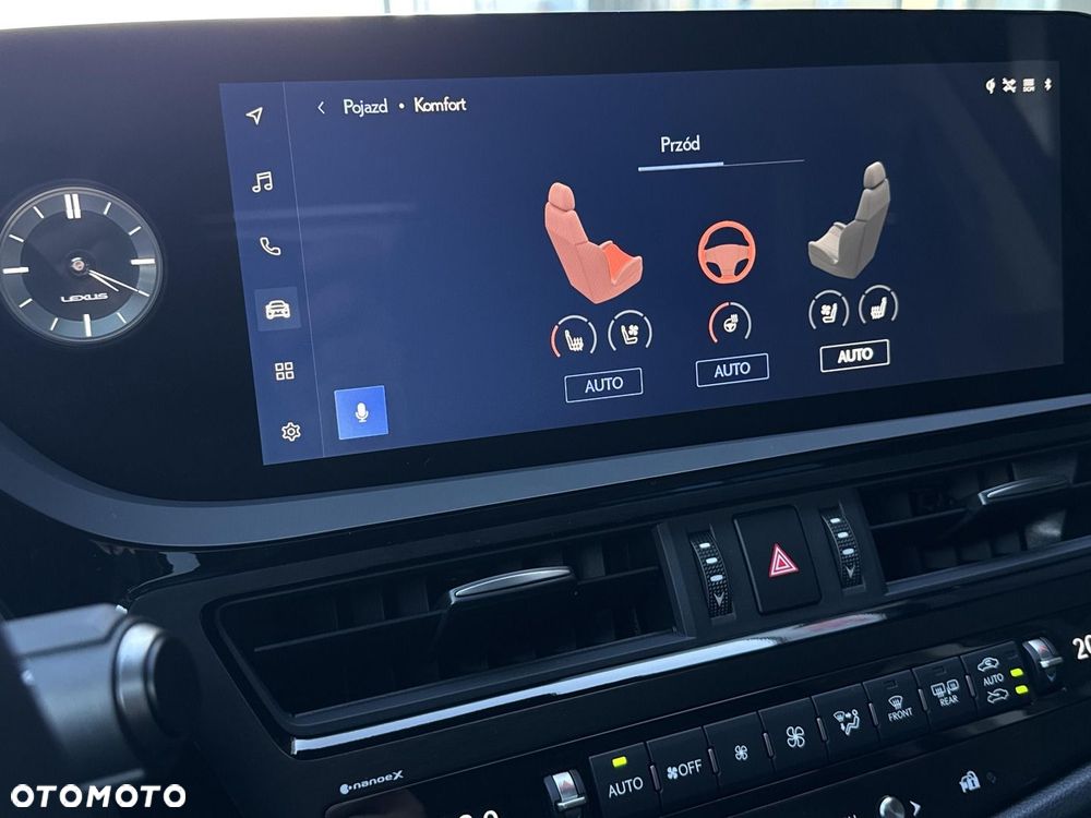 Lexus ES 300h Prestige - 24