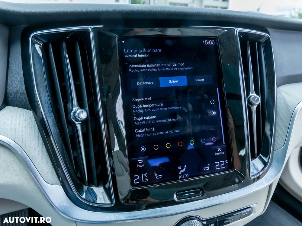 Volvo V60 T6 AWD Recharge Geartronic Inscription - 35