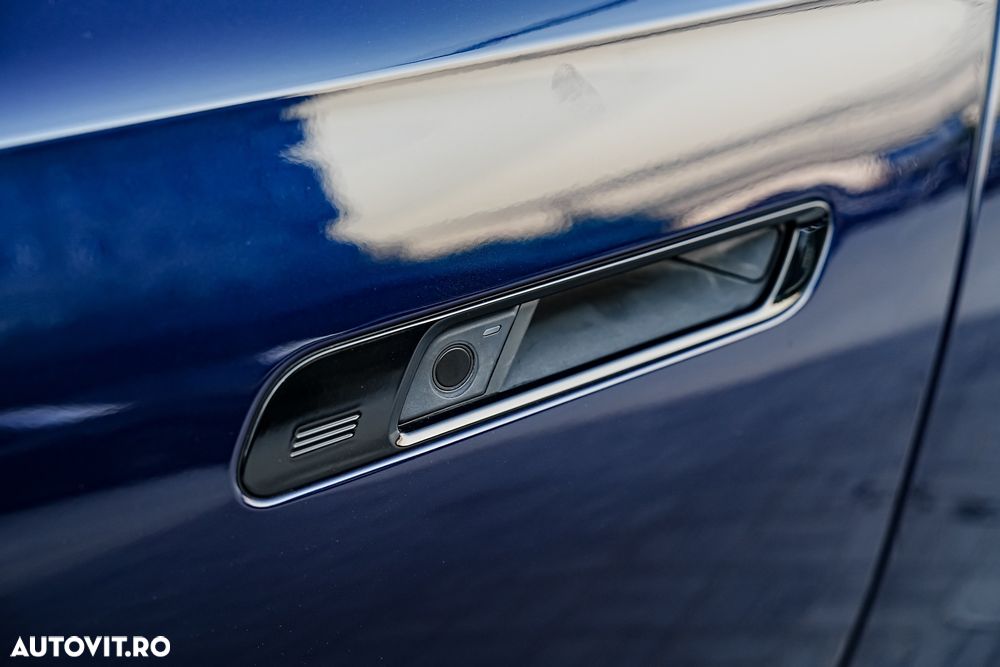 BMW i7 M70 xDrive - 41