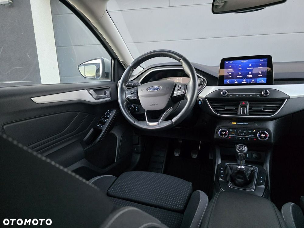 Ford Focus - 18