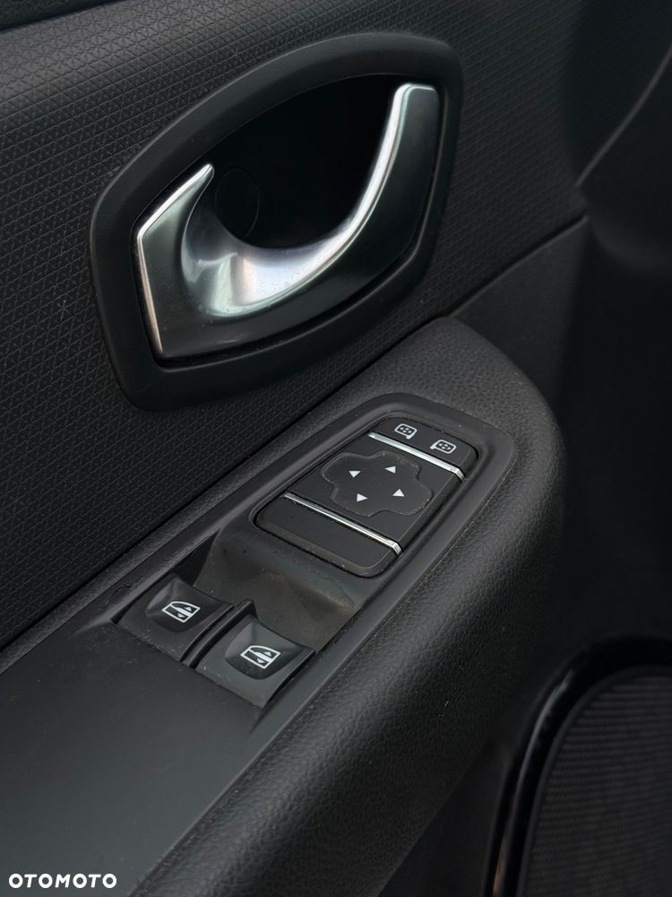 Suzuki SX4 - 11