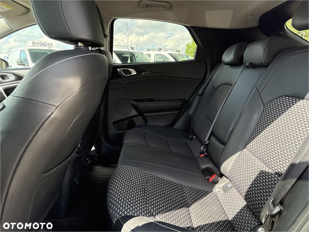 Kia XCeed 1.5 T-GDI L DCT - 11